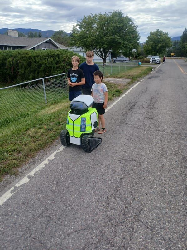Dax robot spotted in the field, #ifounddax photo 39
